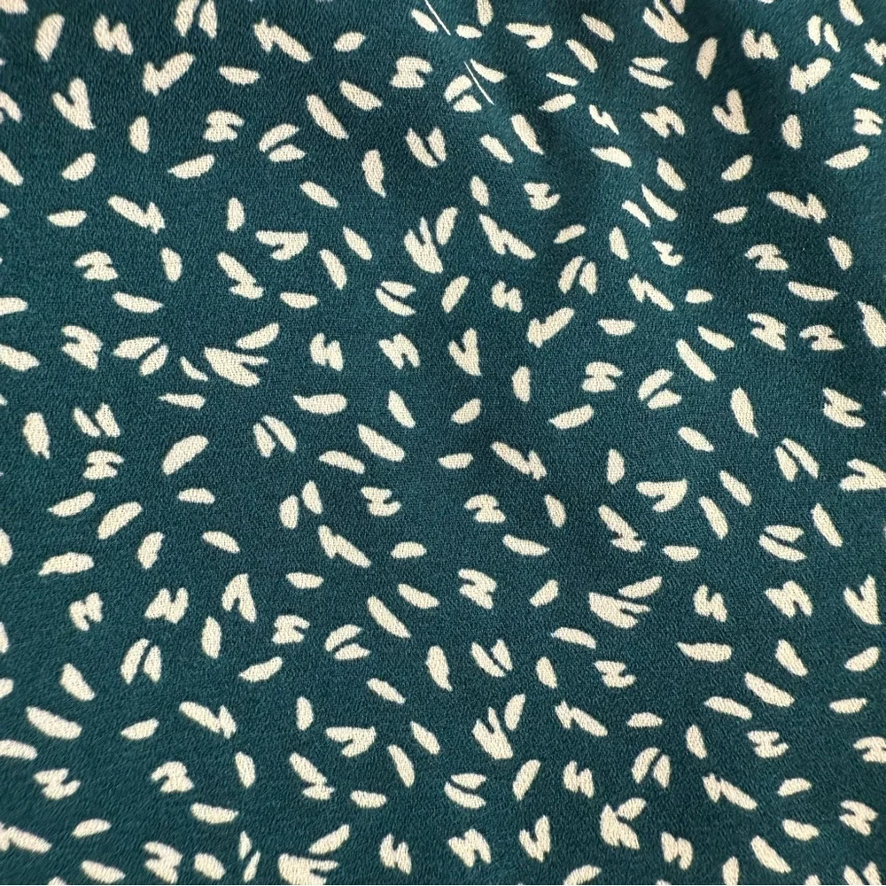 Nine Britton Cavanna Teal Green Faux Wrap Animal Print Dressy Peplum Blouse - Picture 4 of 16